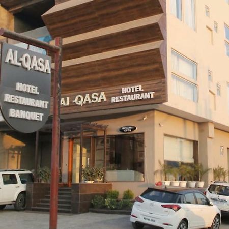 Zirakpur Al-Qasa Hotel מראה חיצוני תמונה