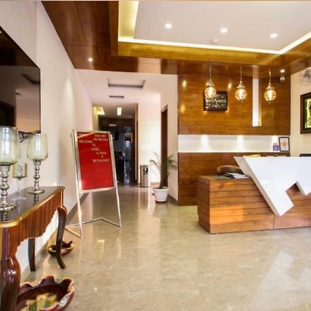 Zirakpur Al-Qasa Hotel מראה חיצוני תמונה